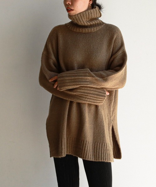 feepur（フェピュール）の「《ウォッシャブル》サイドスリットタートルネックオーバーニット（ニット/セーター・レディース・オフホワイト/ピンクベージュ/オリーブ/ブラック・MEDIUM）」の18枚目の写真