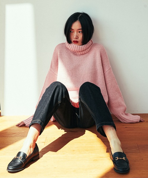 feepur（フェピュール）の「《ウォッシャブル》サイドスリットタートルネックオーバーニット（ニット/セーター・レディース・オフホワイト/ピンクベージュ/オリーブ/ブラック・MEDIUM）」の21枚目の写真