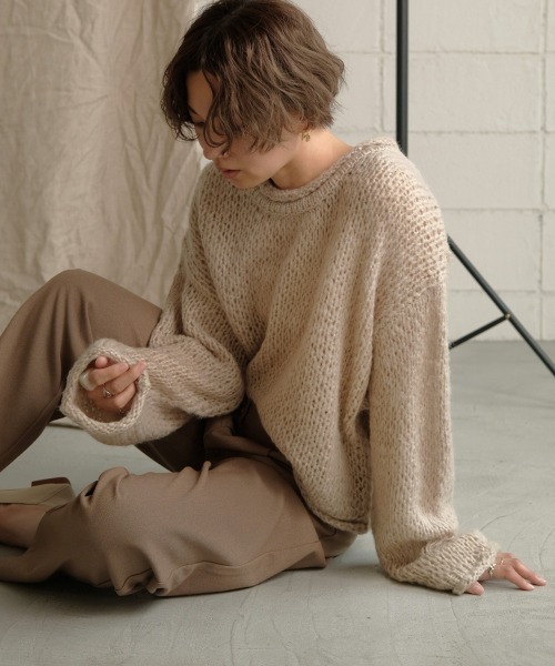Bab(バブ)の「【WEB限定】ローゲージショートニット(ニット/セーター・レディース・ブラック/マスタード/グレー系その他・38)」の11枚目の写真