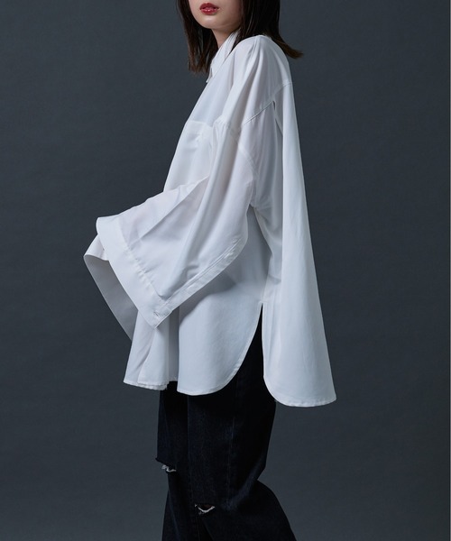 Ellno Loset（エルノロゼット）の「アームスリットルーズシャツ（シャツ/ブラウス・メンズ・ブラック/オフホワイト/ダークブルー/ブルー系その他/ホワイト系その他/グリーン系その他・MEDIUM/LARGE）」の11枚目の写真