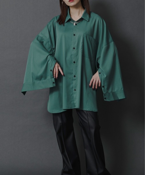 Ellno Loset（エルノロゼット）の「アームスリットルーズシャツ（シャツ/ブラウス・メンズ・ブラック/オフホワイト/ダークブルー/ブルー系その他/ホワイト系その他/グリーン系その他・MEDIUM/LARGE）」の13枚目の写真