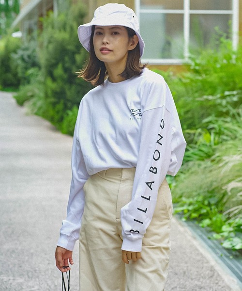 BILLABONG（ビラボン）の「BILLABONG メンズ  SLEEVE ONE TIME ロンＴ  【2021年秋冬モデル】/ビラボンロンT両袖ロゴプリント（Tシャツ/カットソー・メンズ・ベージュ/ホワイト/ブラック・SMALL/LARGE/MEDIUM）」の2枚目の写真