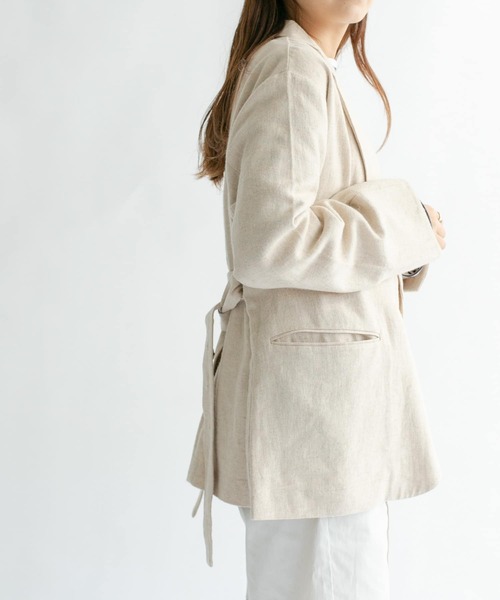 KBF（ケイビーエフ）の「リネンMIXデザインベルトジャケット（テーラードジャケット・レディース・アイボリー/ベージュ/ブラック・ONE）」の7枚目の写真
