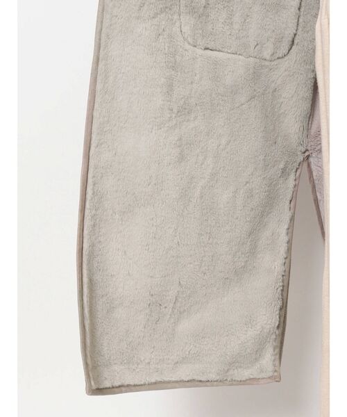 dazzlin（ダズリン）の「フェイクムートンパイピングコート（ムートンコート・レディース・グレー/アイボリー・FREE）」の5枚目の写真