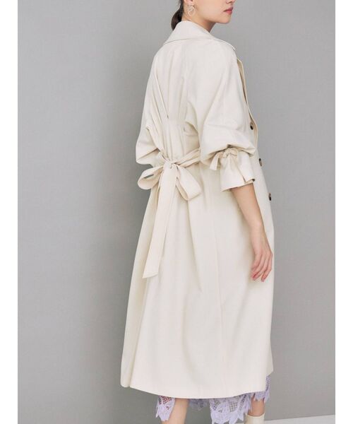 MERCURYDUO（マーキュリーデュオ）の「バックタックトレンチコート（トレンチコート・レディース・ベージュ/アイボリー/ベビーピンク・SMALL/MEDIUM）」の9枚目の写真