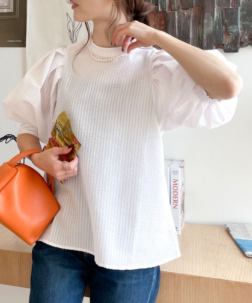 classicalelf(クラシカルエルフ)の「構築的なパワーショルダー。サッカー素材袖コンシャスブラウス(シャツ/ブラウス・レディース・ホワイト/ブラック/サックスブルー/グリーン・SMALL/MEDIUM/LARGE/X-LARGE)」の7枚目の写真