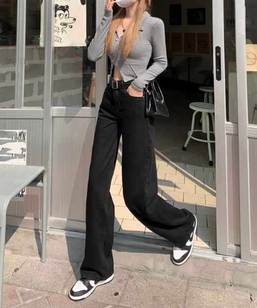 by muni:r（バイ ムニール）の「ハイウエストワイドロングパンツ（デニムパンツ・レディース・ブラック・SMALL/MEDIUM）」の6枚目の写真