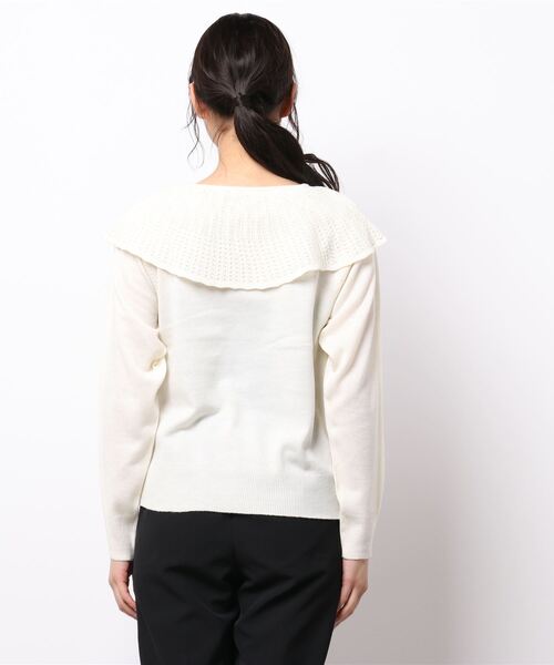 Te chichi TERRASSE（テチチテラス）の「透かし編み衿ニット（ニット/セーター・レディース・ブラック/グレー/オフホワイト・ﾌﾘ-）」の4枚目の写真