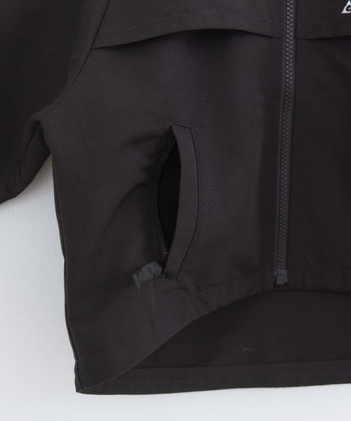 LOWRYS FARM(ローリーズファーム)の「GERRYマンパ 264169(マウンテンパーカー・キッズ・ブラック/アイボリー・110cm/130cm/150cm)」の5枚目の写真