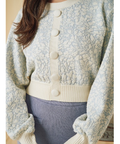 Darich（ダーリッチ）の「フローウィングフラワーニットトップス