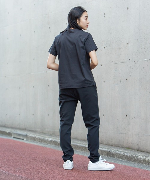 le coq sportif(ルコックスポルティフ)の「グランスーツロングパンツ レディース ウェア ロングパンツ ボトムス トレーニング トレーニングウェア スポーツウェア(その他パンツ・レディース・ライトグレー/ブラック/ネイビー・S/M/L/XL)」の6枚目の写真