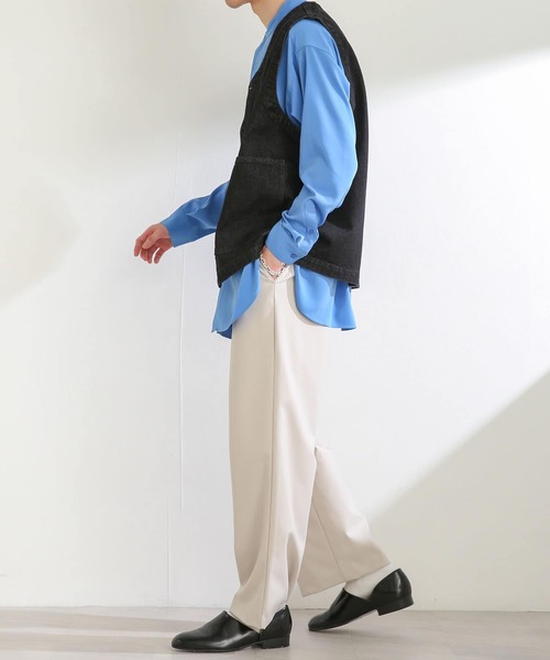 SENSE OF PLACE by URBAN RESEARCH(センスオブプレイスバイアーバンリサーチ)の「『ユニセックス』 Vネックデニムベスト(ベスト・メンズ・インディゴブルー/ブラック/ライトインディゴブルー/アイボリー・LARGE/MEDIUM)」の10枚目の写真