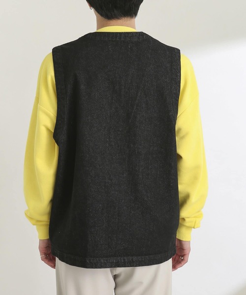 SENSE OF PLACE by URBAN RESEARCH(センスオブプレイスバイアーバンリサーチ)の「『ユニセックス』 Vネックデニムベスト(ベスト・メンズ・インディゴブルー/ブラック/ライトインディゴブルー/アイボリー・LARGE/MEDIUM)」の5枚目の写真