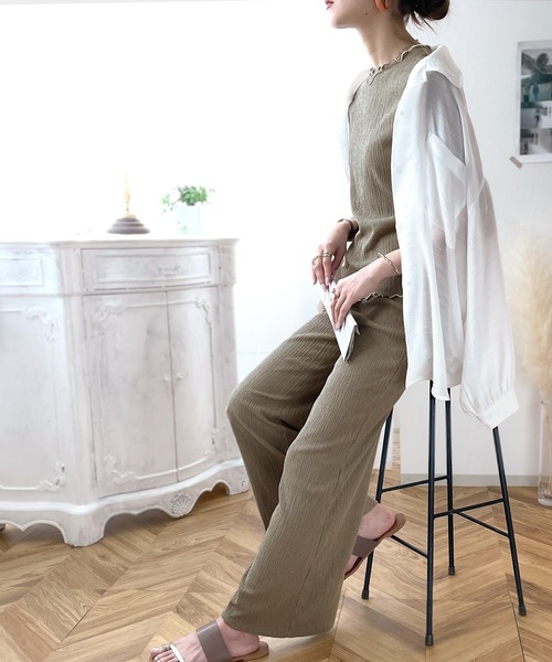 classicalelf(クラシカルエルフ)の「これが最旬フレア。涼やかシャーリングフレアパンツ(その他パンツ・レディース・ブラック/モカ/グレイッシュベージュ・SMALL/MEDIUM/LARGE/X-LARGE)」の15枚目の写真