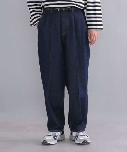 SHIPS(シップス)の「【WEB限定】SHIPS: 12オンス 1プリーツ ワイド テーパード デニム パンツ (セットアップ対応)(デニムパンツ・メンズ・ブラック/ネイビー/ブルー・SMALL/MEDIUM/LARGE)」の3枚目の写真