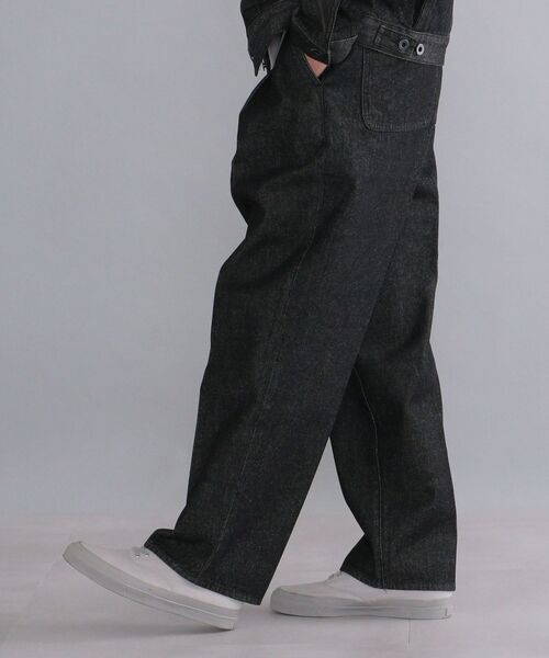 SHIPS(シップス)の「【WEB限定】SHIPS: 12オンス 1プリーツ ワイド テーパード デニム パンツ (セットアップ対応)(デニムパンツ・メンズ・ブラック/ネイビー/ブルー・SMALL/MEDIUM/LARGE)」の14枚目の写真