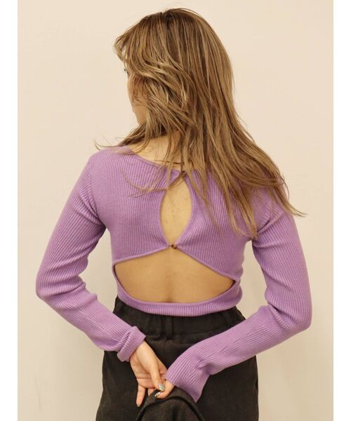 EVRIS（エヴリス）の「バックオープンタイトニットトップス（ニット/セーター・レディース・ブラック/パープル/アイボリー・FREE）」の12枚目の写真