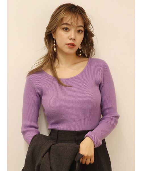 EVRIS（エヴリス）の「バックオープンタイトニットトップス（ニット/セーター・レディース・ブラック/パープル/アイボリー・FREE）」の14枚目の写真