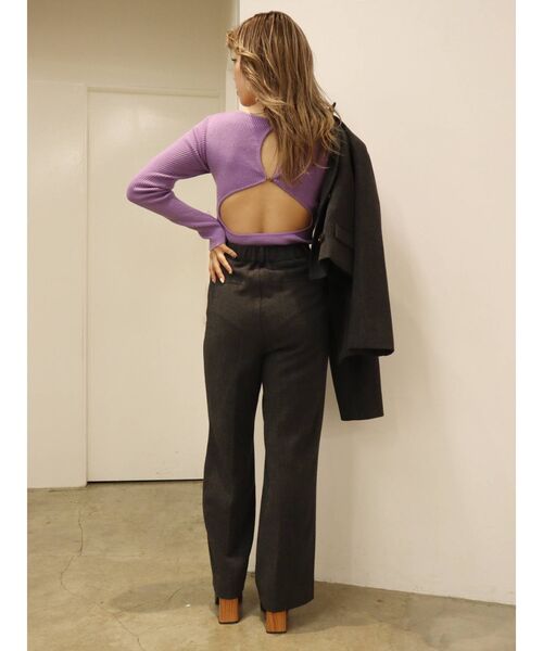 EVRIS（エヴリス）の「バックオープンタイトニットトップス（ニット/セーター・レディース・ブラック/パープル/アイボリー・FREE）」の18枚目の写真