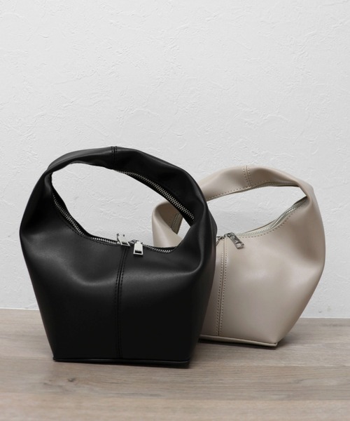 LVEU.（ラブユ.）の「【ZOZOTOWN限定】Double zip hand bag / ダブルジップハンドバッグ（ハンドバッグ・レディース・ブラック/ベージュ・FREE）」の8枚目の写真