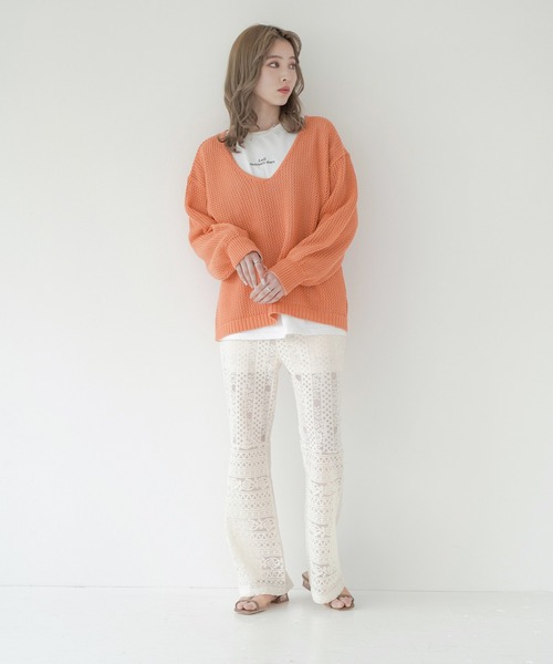 Lull（ルル）の「【Lull / ルル】Vネック透かし編みメッシュニット（ニット/セーター・レディース・ホワイト/グリーン/オレンジ/ブラック・ONESIZE）」の12枚目の写真