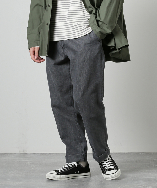 JOURNAL STANDARD J.S HOMESTEAD(ジャーナルスタンダードホームステッド)の「【j.s.homestead】ブロークンデニム 2タック オフィサークロップドパンツ(デニムパンツ・メンズ・チャコールグレー/ベージュ・SMALL/LARGE/MEDIUM)」の2枚目の写真