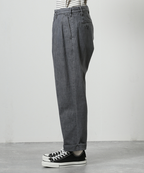 JOURNAL STANDARD J.S HOMESTEAD(ジャーナルスタンダードホームステッド)の「【j.s.homestead】ブロークンデニム 2タック オフィサークロップドパンツ(デニムパンツ・メンズ・チャコールグレー/ベージュ・SMALL/LARGE/MEDIUM)」の5枚目の写真