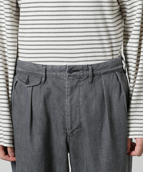 JOURNAL STANDARD J.S HOMESTEAD(ジャーナルスタンダードホームステッド)の「【j.s.homestead】ブロークンデニム 2タック オフィサークロップドパンツ(デニムパンツ・メンズ・チャコールグレー/ベージュ・SMALL/LARGE/MEDIUM)」の7枚目の写真