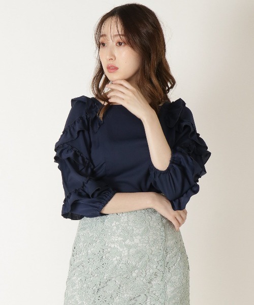 WILLSELECTION（ウィルセレクション）の「ランダムラッフルスリーブブラウス（シャツ/ブラウス・レディース・ベージュ/ネイビー/オフホワイト・MEDIUM）」の3枚目の写真