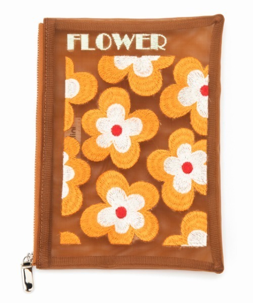 Casselini（キャセリーニ）の「Casselini(キャセリーニ)チュール刺繍ポーチ（ポーチ・レディース・ブラウン/シルバー/ピンク・FREE）」の2枚目の写真