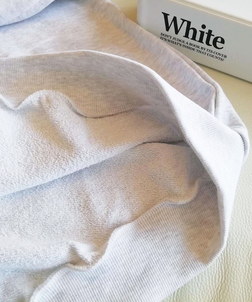 Dalfwin(ダールフィン)の「2022AW スウェット 韓国スウェット WINSOMEハートロゴスウェット(スウェット・レディース・ネイビー/オートミール/ホワイト系その他・FREE)」の13枚目の写真