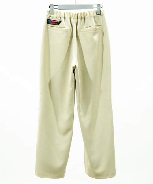 NON TOKYO（ノントーキョー）の「TRAINING SLACKS / NON-22A-0702（スラックス・レディース・ブラック/グリーン/アイボリー・1/2）」の19枚目の写真