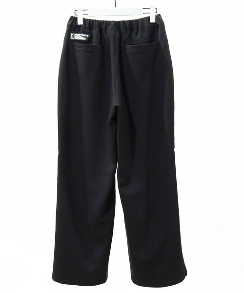 NON TOKYO（ノントーキョー）の「TRAINING SLACKS / NON-22A-0702（スラックス・レディース・ブラック/グリーン/アイボリー・1/2）」の10枚目の写真