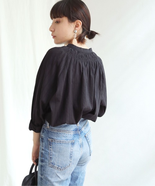 HER CLOSET（ハークローゼット）の「【shemoshelly】WEB限定 コットン100%ストライプシースルー刺繍シャーリングギャザーボリュームブラウス（シャツ/ブラウス・レディース・ブラック/オフホワイト・M）」の13枚目の写真