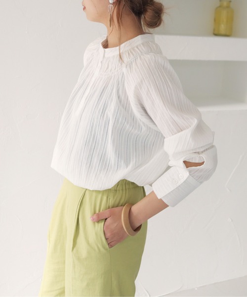 HER CLOSET（ハークローゼット）の「【shemoshelly】WEB限定 コットン100%ストライプシースルー刺繍シャーリングギャザーボリュームブラウス（シャツ/ブラウス・レディース・ブラック/オフホワイト・M）」の21枚目の写真