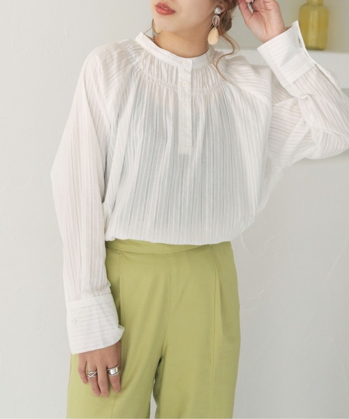 HER CLOSET（ハークローゼット）の「【shemoshelly】WEB限定 コットン100%ストライプシースルー刺繍シャーリングギャザーボリュームブラウス（シャツ/ブラウス・レディース・ブラック/オフホワイト・M）」の18枚目の写真