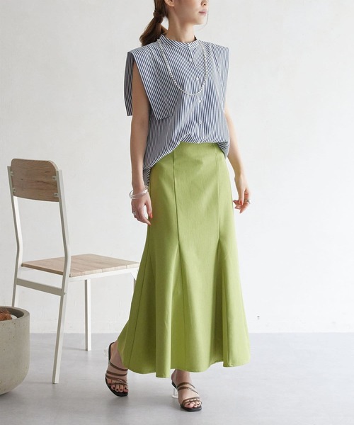 Thevon(ゼボン)の「クリアチューブサンダル(サンダル・レディース・アイボリー/ブラック/ブラウン・MEDIUM/LARGE/SMALL)」の20枚目の写真
