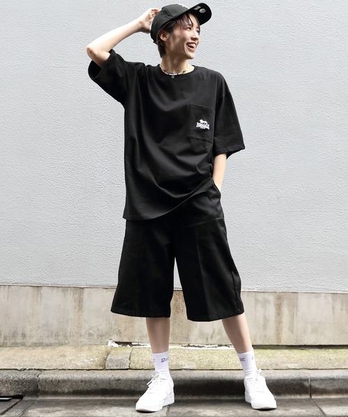 LONSDALE(ロンズデール)の「LONSDALE ワンポイント刺繍ポケットTシャツ(Tシャツ/カットソー・メンズ・ホワイト/ブラック・SMALL/X-LARGE/LARGE/MEDIUM)」の20枚目の写真