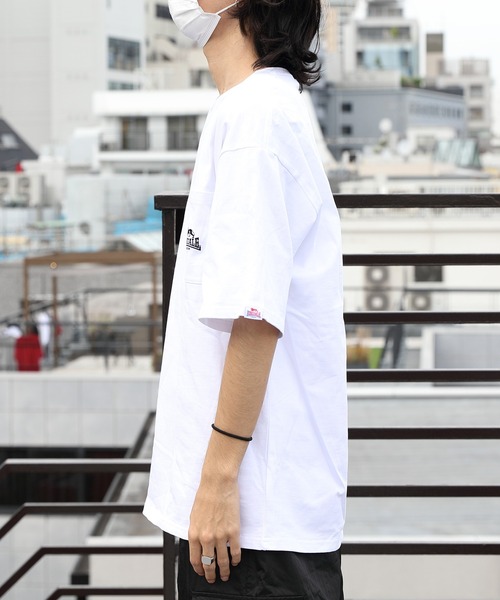 LONSDALE(ロンズデール)の「LONSDALE ワンポイント刺繍ポケットTシャツ(Tシャツ/カットソー・メンズ・ホワイト/ブラック・SMALL/X-LARGE/LARGE/MEDIUM)」の14枚目の写真