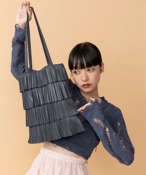 Casselini（キャセリーニ）の「Casselini(キャセリーニ)プリーツフリルトート（トートバッグ・レディース・ブラック/シルバー/ゴールド/ブロンズ/グレー/ベージュ/ピンク・FREE）」の19枚目の写真