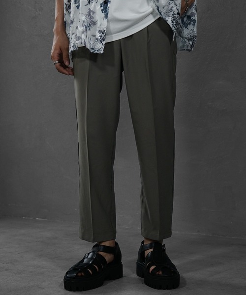 未使用　colina　定番スラックス　ウエストゴム　ワイドテーパード　スミクロ 2026年最新】Colina w-tuck pantsの人気アイテム - メルカリ