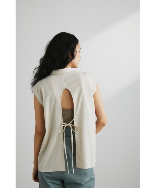 STYLEMIXER(スタイルミキサー)の「バックラウンドカッティングシャツ(シャツ/ブラウス・レディース・ブラック/ライトベージュ/ライム・FREE)」の13枚目の写真
