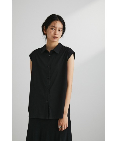 STYLEMIXER(スタイルミキサー)の「バックラウンドカッティングシャツ(シャツ/ブラウス・レディース・ブラック/ライトベージュ/ライム・FREE)」の4枚目の写真