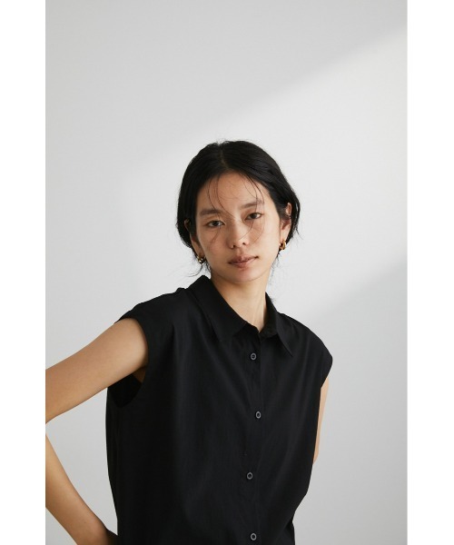 STYLEMIXER(スタイルミキサー)の「バックラウンドカッティングシャツ(シャツ/ブラウス・レディース・ブラック/ライトベージュ/ライム・FREE)」の6枚目の写真