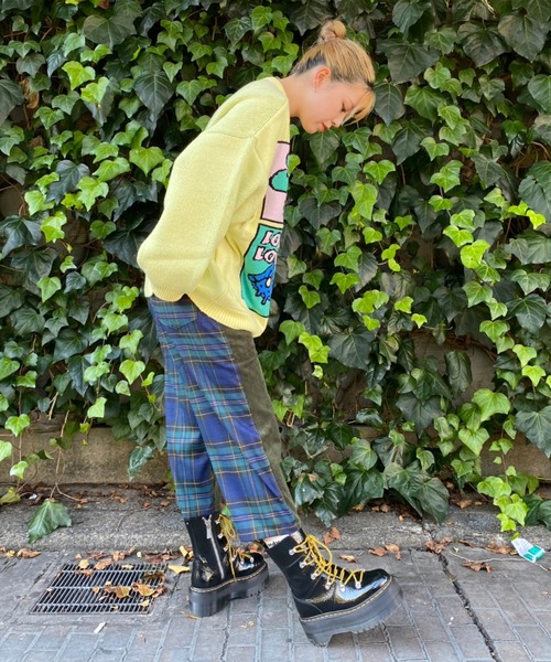 Candy Stripper(キャンディストリッパー)の「FUNNY COMIC ニット(ニット/セーター・レディース・ピンク/イエロー/ブラック・2)」の14枚目の写真