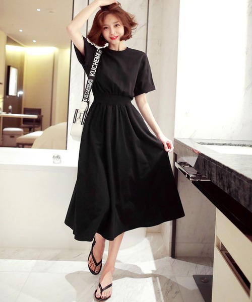 meJane（ミージェーン）の「ウエストマークショルダータックZIPアップパーカーワンピース（ワンピース・レディース・ブラック/グレー・FREE）」の2枚目の写真