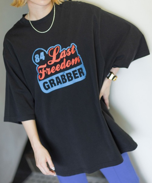 PBLIM(ページボーイリム)の「PAGEBOYLIM/レトロボードT(Tシャツ/カットソー・レディース・ブラック/ブラウン・MEDIUM/LARGE)」の2枚目の写真