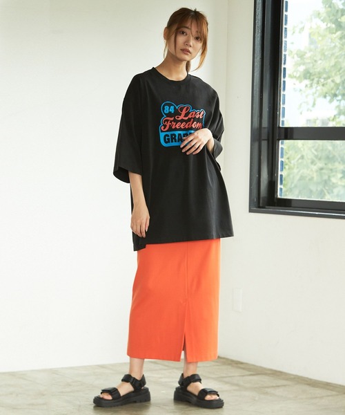 PBLIM(ページボーイリム)の「PAGEBOYLIM/レトロボードT(Tシャツ/カットソー・レディース・ブラック/ブラウン・MEDIUM/LARGE)」の6枚目の写真