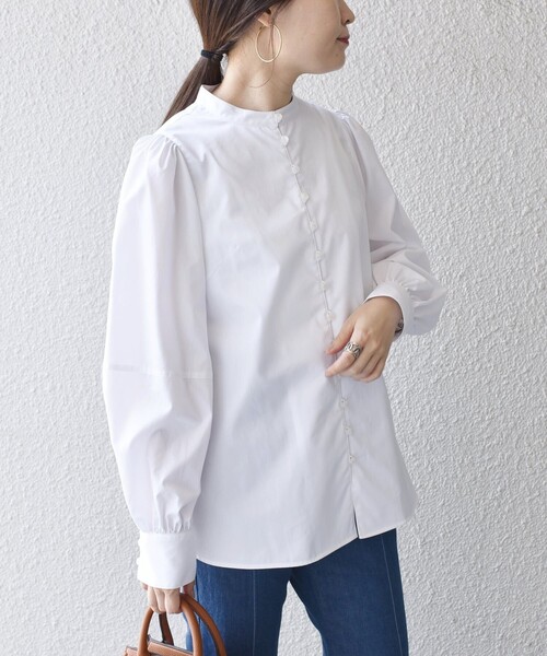 SHIPS(シップス)の「*〈手洗い可能〉フロントボタンボリュームスリーブブラウス◆(シャツ/ブラウス・レディース・ライトホワイト/ライトグレー/ダークブルー/ブルー系・ONE SIZE)」の2枚目の写真