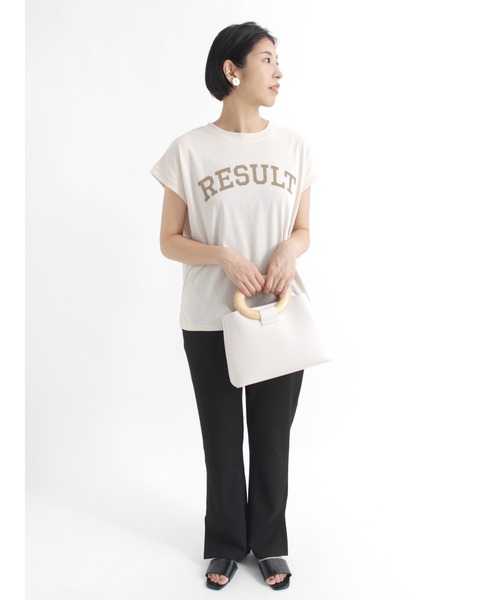 Lugnoncure(ルノンキュール)の「カレッジプリントTシャツ(Tシャツ/カットソー・レディース・カーキ/チャコール/キナリ・フリ-)」の6枚目の写真
